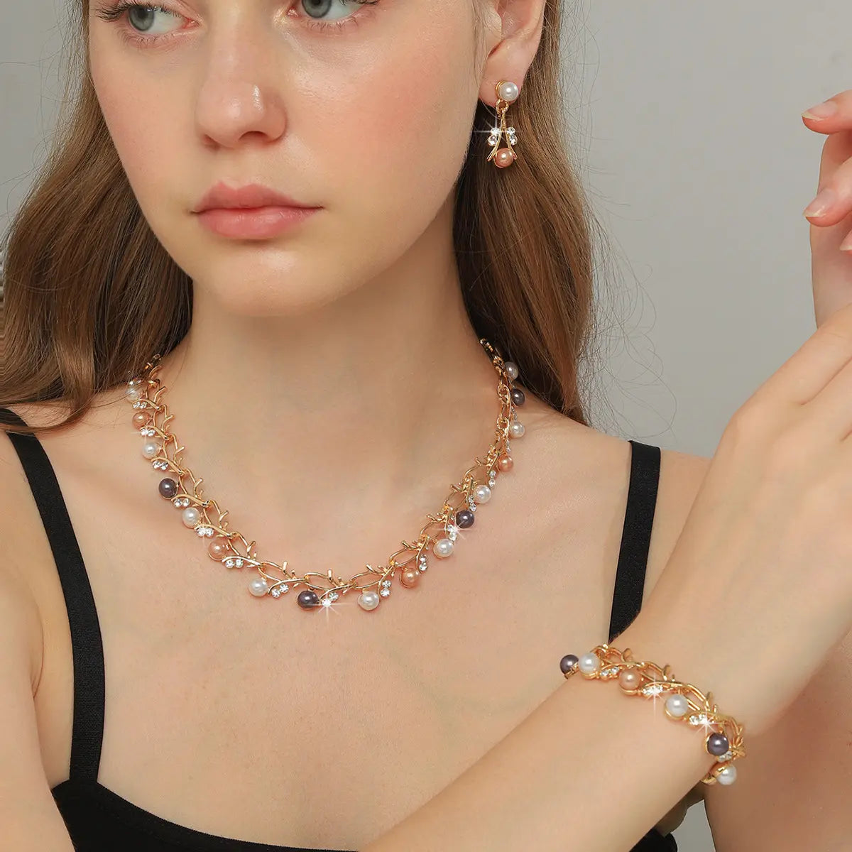 Exquisite Pearl Bridal Set – Necklace & Earrings in Multi Colour