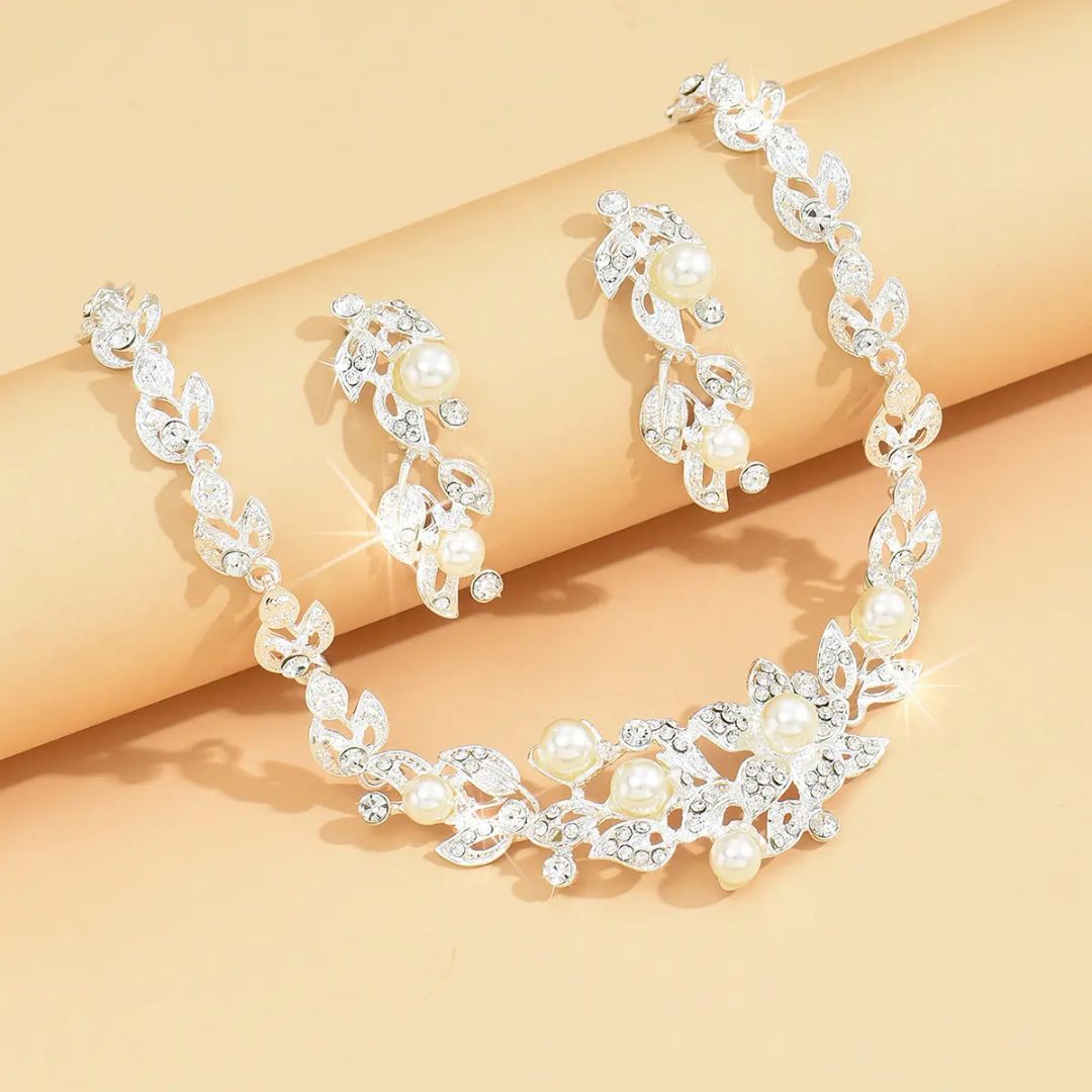 Timeless Sparkle Set – Pearl & Rhinestone Necklace & Earrings